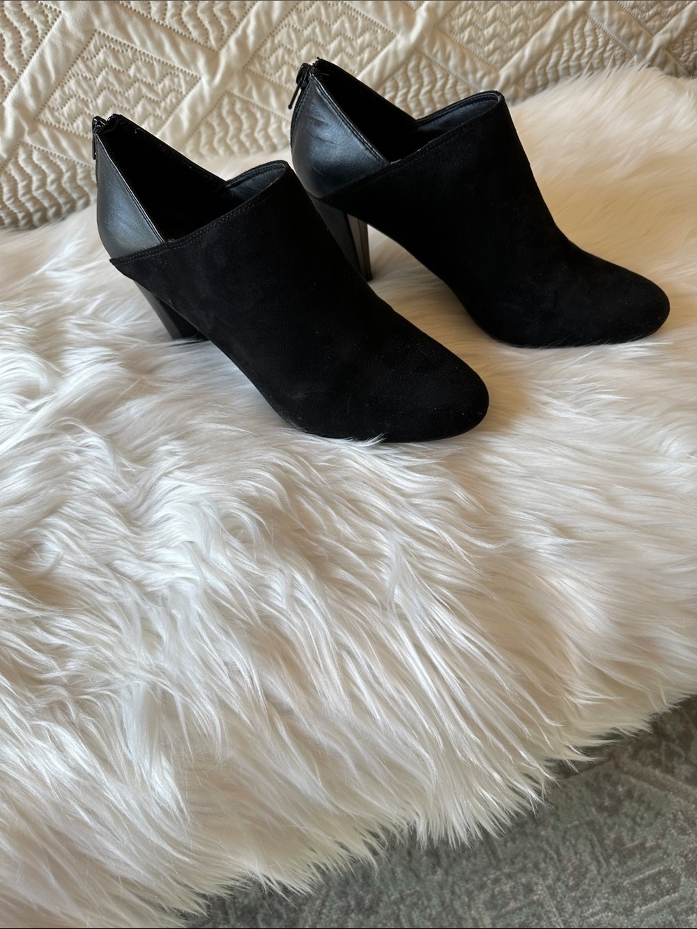 XOXO Jamey Black Suede and Leather Ankle Heels